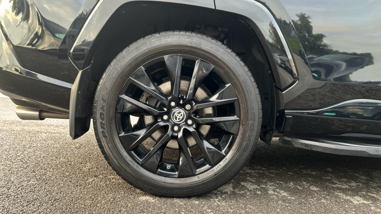 Toyota RAV4 2.5 VVT-i Hybrid Black Edition 5dr CVT Hybrid Estate